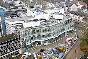 Le chantier du Studium vu depuis la Tour de chimie voisine.(Photos : Catherine Schröder/Unistra)